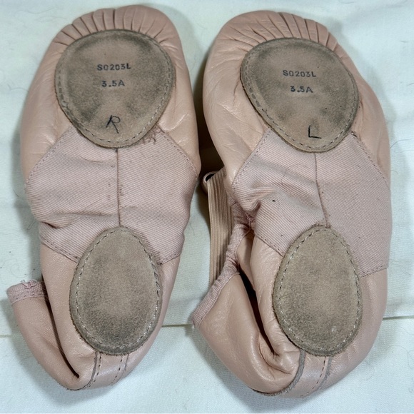 BLOCH | Cross strap pink Ballet shoe - Picture 2 of 4